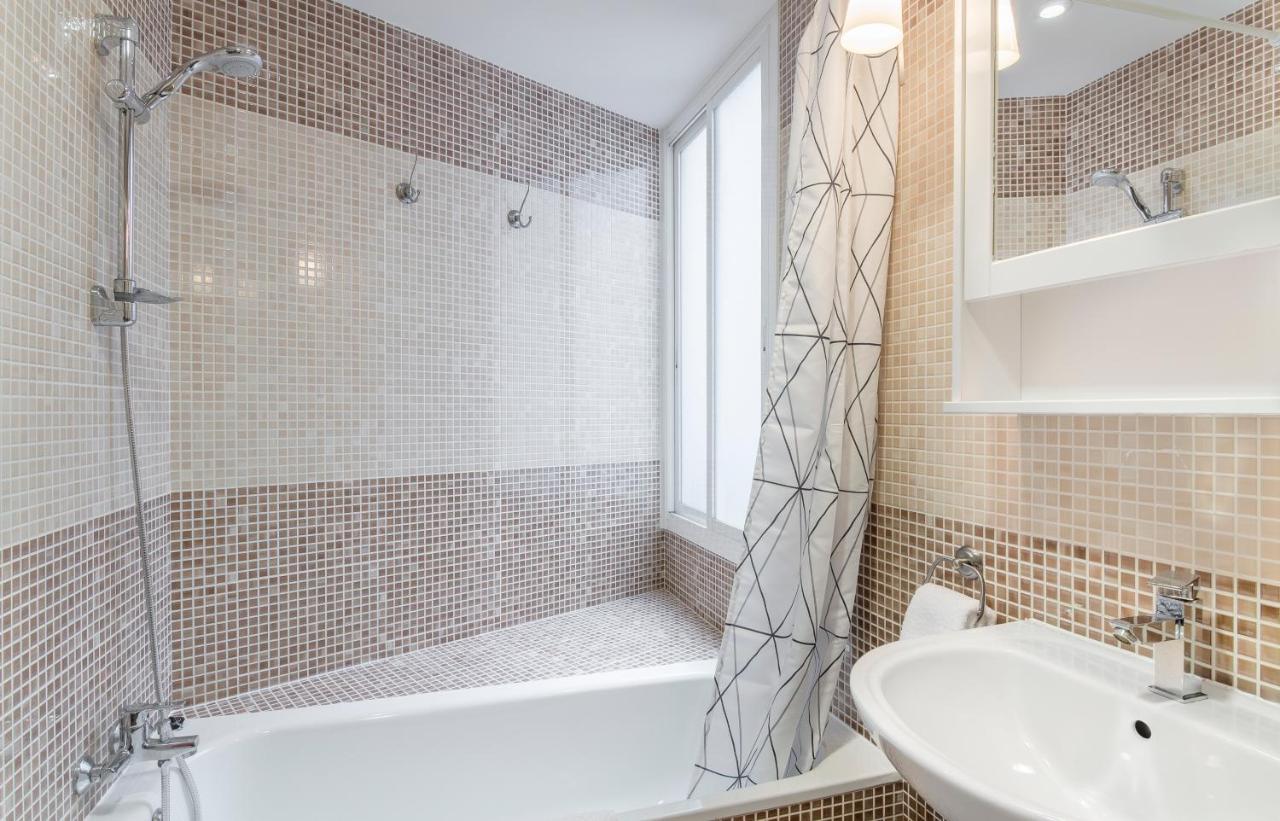 Descalzas Reales Apartment มาดริด ภายนอก รูปภาพ
